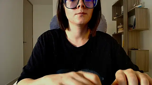 Arya starrk online show from November 2025 02:39:02 PM