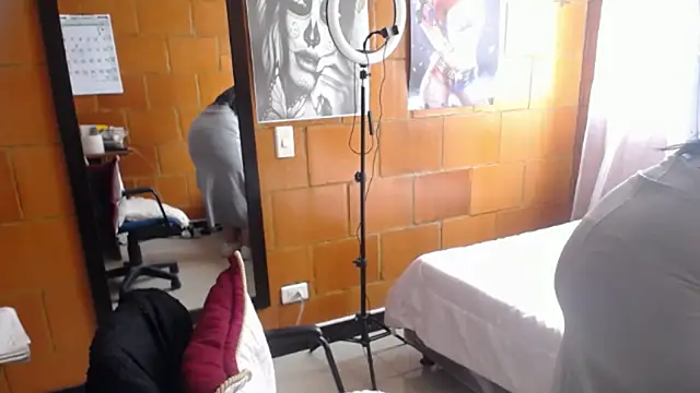 Snapshot of charlote_temple chatting on March 2025 02:51:02 PM charlote temple online show from March 2025 02:51:02 PM