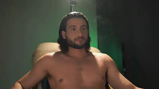 Snapshot of Keen___Luckystrike chatting on October 2025 02:06:02 AM Keen Luckystrike online show from October 2025 02:06:02 AM