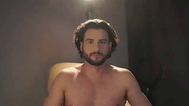 Snapshot of Keen___Luckystrike chatting on November 2025 06:45:02 PM Keen Luckystrike online show from November 2025 06:45:02 PM