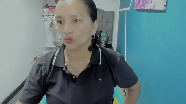 Snapshot of MarilynMiilf_ chatting on December 2024 07:49:01 PM MarilynMiilf online show from December 2024 07:49:01 PM