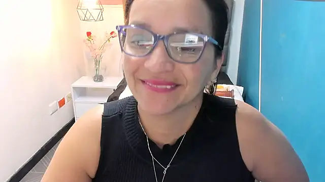 Snapshot of MarilynMiilf_ chatting on December 2024 10:47:02 PM MarilynMiilf online show from December 2024 10:47:02 PM