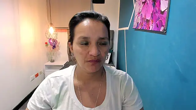 Snapshot of MarilynMiilf_ chatting on December 2024 01:58:01 AM MarilynMiilf online show from December 2024 01:58:01 AM