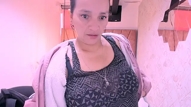 Snapshot of MarilynMiilf_ chatting on September 2025 07:48:01 PM MarilynMiilf online show from September 2025 07:48:01 PM