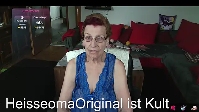 Snapshot of HeisseomaOriginal chatting on June 2026 07:18:01 AM HeisseomaOriginal online show from June 2026 07:18:01 AM