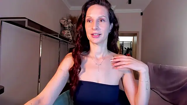 Mila Anders online show from September 2025 04:56:02 AM