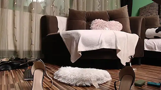 lovingfeetheels online show from October 2025 06:35:02 AM