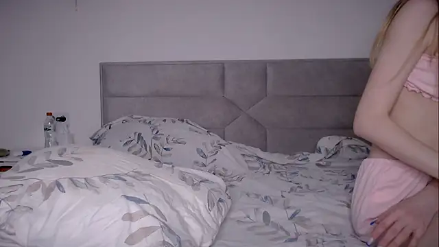 Snapshot of RIta_orr chatting on March 2026 03:52:01 PM RIta orr online show from March 2026 03:52:01 PM