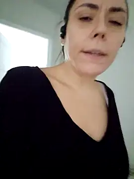 Snapshot of Ellie-L-Elizabeth chatting on January 2026 05:40:01 PM Ellie-L-Elizabeth online show from January 2026 05:40:01 PM