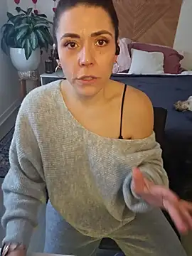 Snapshot of Ellie-L-Elizabeth chatting on February 2026 06:59:01 PM Ellie-L-Elizabeth online show from February 2026 06:59:01 PM