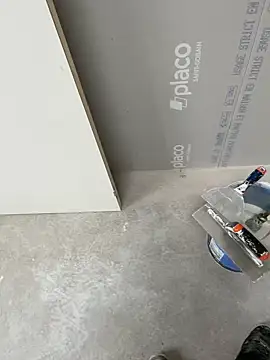 Snapshot of RenaudS-02 chatting on December 2024 11:49:01 AM RenaudS-02 online show from December 2024 11:49:01 AM