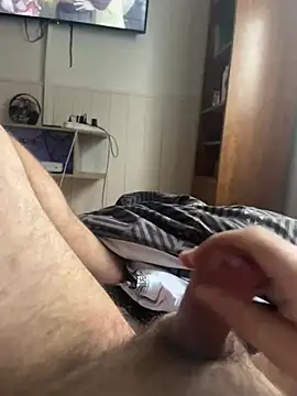 Snapshot of RenaudS-02 chatting on January 2025 09:28:02 AM RenaudS-02 online show from January 2025 09:28:02 AM