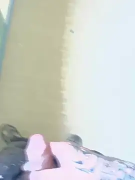 Snapshot of RenaudS-02 chatting on September 2025 01:23:02 PM RenaudS-02 online show from September 2025 01:23:02 PM