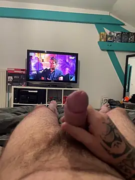 Snapshot of RenaudS-02 chatting on October 2025 06:17:01 AM RenaudS-02 online show from October 2025 06:17:01 AM