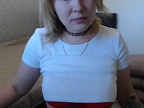 Snapshot of leeilawow chatting on May 2026 06:10:02 AM leeilawow online show from May 2026 06:10:02 AM