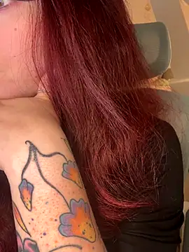 LunaMoongirl online show from November 2025 05:45:03 PM