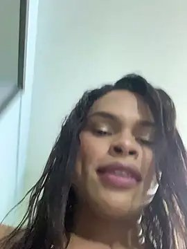 Snapshot of _diamondpamela chatting on May 2026 12:18:01 AM diamondpamela online show from May 2026 12:18:01 AM