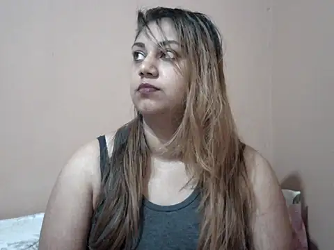 bellachow10 online show from December 2025 09:49:01 AM