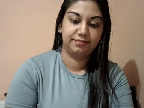 Snapshot of bellachow10 chatting on May 2026 07:49:02 AM bellachow10 online show from May 2026 07:49:02 AM