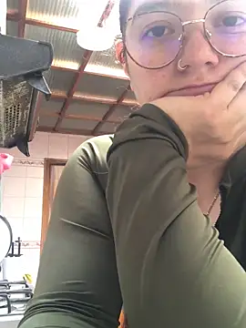 kayortiiz online show from March 2025 06:21:02 PM