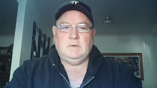 Snapshot of HOTANAL chatting on October 2025 10:12:01 PM HOTANAL online show from October 2025 10:12:01 PM