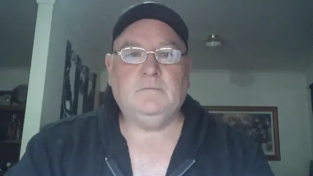 Snapshot of HOTANAL chatting on October 2025 10:11:01 PM HOTANAL online show from October 2025 10:11:01 PM