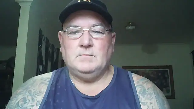 Snapshot of HOTANAL chatting on November 2025 11:48:01 PM HOTANAL online show from November 2025 11:48:01 PM