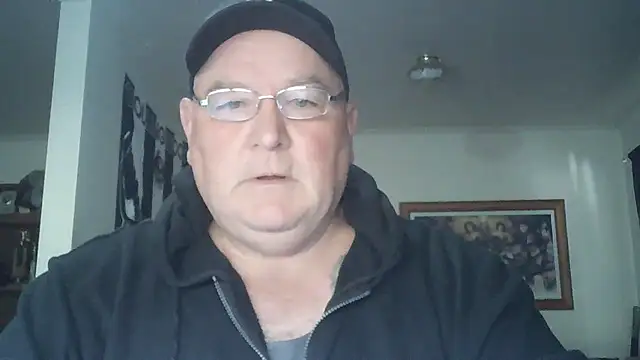 Snapshot of HOTANAL chatting on November 2025 10:04:01 PM HOTANAL online show from November 2025 10:04:01 PM