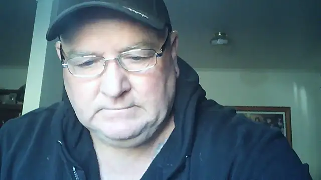 Snapshot of HOTANAL chatting on December 2025 10:16:02 PM HOTANAL online show from December 2025 10:16:02 PM