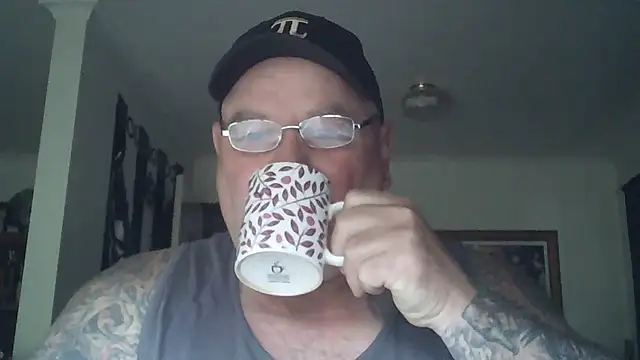 Snapshot of HOTANAL chatting on December 2025 10:08:02 PM HOTANAL online show from December 2025 10:08:02 PM