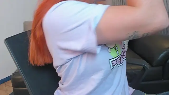 kimbrownn online show from February 2025 02:09:02 PM