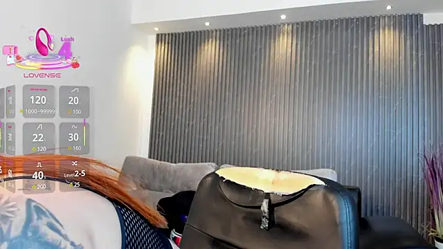 kimbrownn online show from March 2025 12:19:02 PM