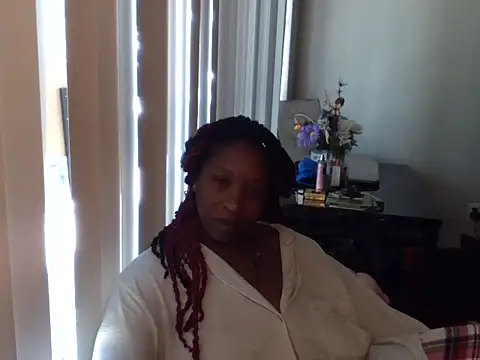 markquanna online show from November 2025 07:23:02 PM