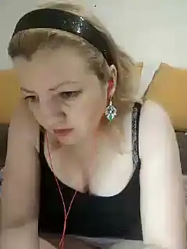 Snapshot of stefanyharper16 chatting on March 2025 09:32:02 PM stefanyharper16 online show from March 2025 09:32:02 PM