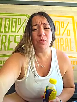 isabella rossse online show from May 2026 12:58:01 PM