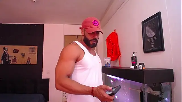 Snapshot of romeolovedark chatting on January 2025 09:20:01 PM romeolovedark online show from January 2025 09:20:01 PM