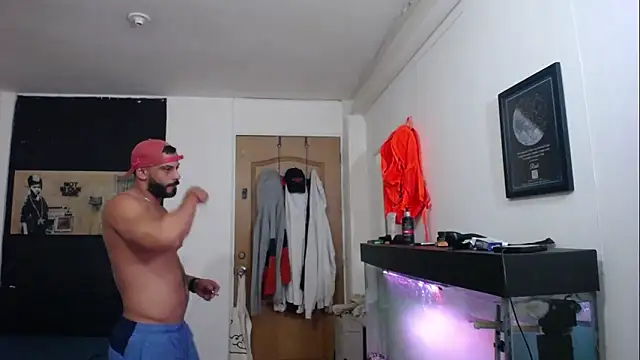 Snapshot of romeolovedark chatting on January 2025 03:26:01 AM romeolovedark online show from January 2025 03:26:01 AM