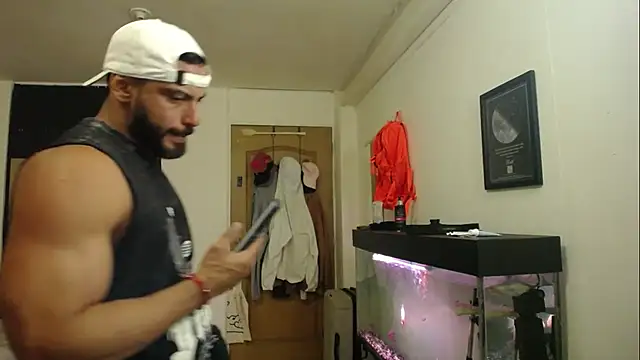 Snapshot of romeolovedark chatting on January 2025 11:40:02 PM romeolovedark online show from January 2025 11:40:02 PM