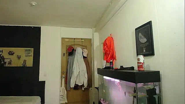 Snapshot of romeolovedark chatting on January 2025 06:14:01 AM romeolovedark online show from January 2025 06:14:01 AM