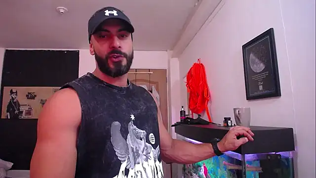 Snapshot of romeolovedark chatting on January 2025 09:50:01 PM romeolovedark online show from January 2025 09:50:01 PM