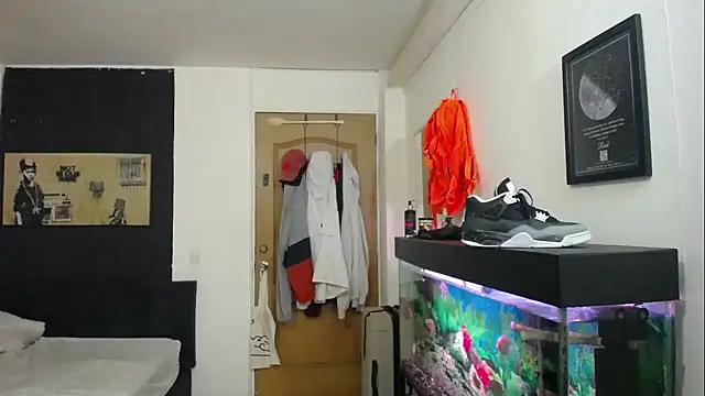 Snapshot of romeolovedark chatting on January 2025 05:31:02 AM romeolovedark online show from January 2025 05:31:02 AM