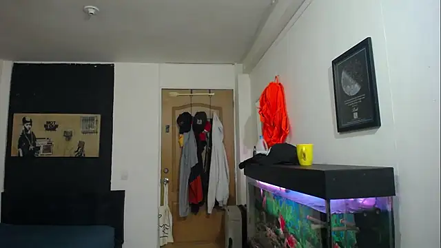 Snapshot of romeolovedark chatting on February 2025 01:25:02 AM romeolovedark online show from February 2025 01:25:02 AM