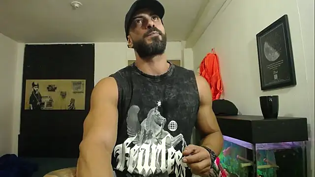 Snapshot of romeolovedark chatting on February 2025 01:22:01 AM romeolovedark online show from February 2025 01:22:01 AM