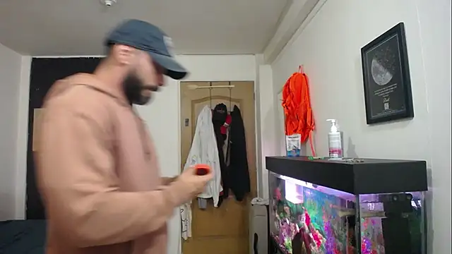 Snapshot of romeolovedark chatting on February 2025 06:40:01 AM romeolovedark online show from February 2025 06:40:01 AM