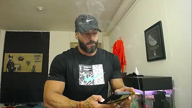 Snapshot of romeolovedark chatting on February 2025 12:26:01 AM romeolovedark online show from February 2025 12:26:01 AM