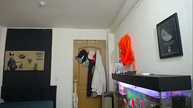 Snapshot of romeolovedark chatting on March 2025 02:36:01 AM romeolovedark online show from March 2025 02:36:01 AM