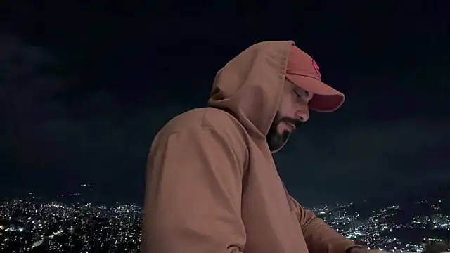 Snapshot of romeolovedark chatting on March 2025 01:01:02 AM romeolovedark online show from March 2025 01:01:02 AM