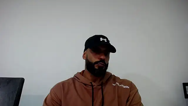 Snapshot of romeolovedark chatting on March 2025 03:48:01 AM romeolovedark online show from March 2025 03:48:01 AM