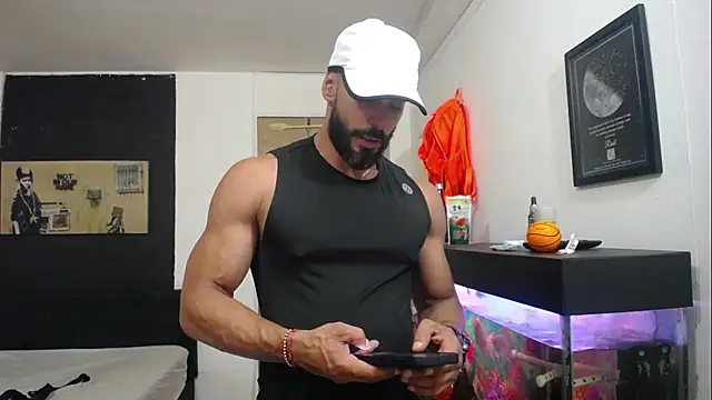 Snapshot of romeolovedark chatting on March 2025 03:20:01 AM romeolovedark online show from March 2025 03:20:01 AM