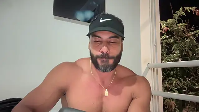 Snapshot of romeolovedark chatting on September 2025 02:33:01 AM romeolovedark online show from September 2025 02:33:01 AM